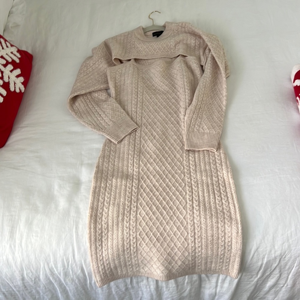 House of Harlow 2 piece sweater dress set